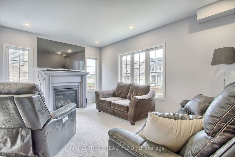 23 Anne Pegg Cres  Georgina, L0E 1R0 | Image 20