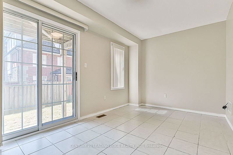 59 THOROUGHBRED Way  Markham, L6C 0B7 | Image 4