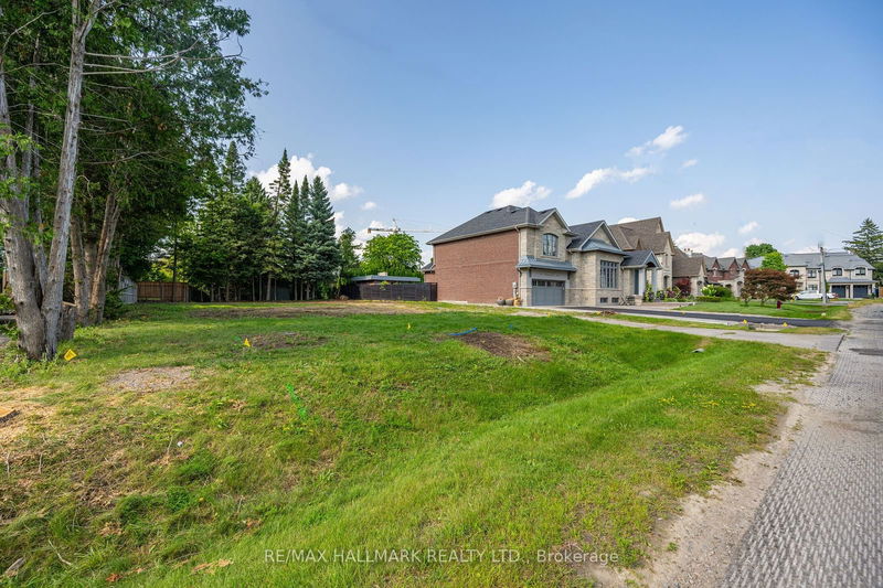 160 Hollingsworth Dr  King, L7B 1G8 | Image 2