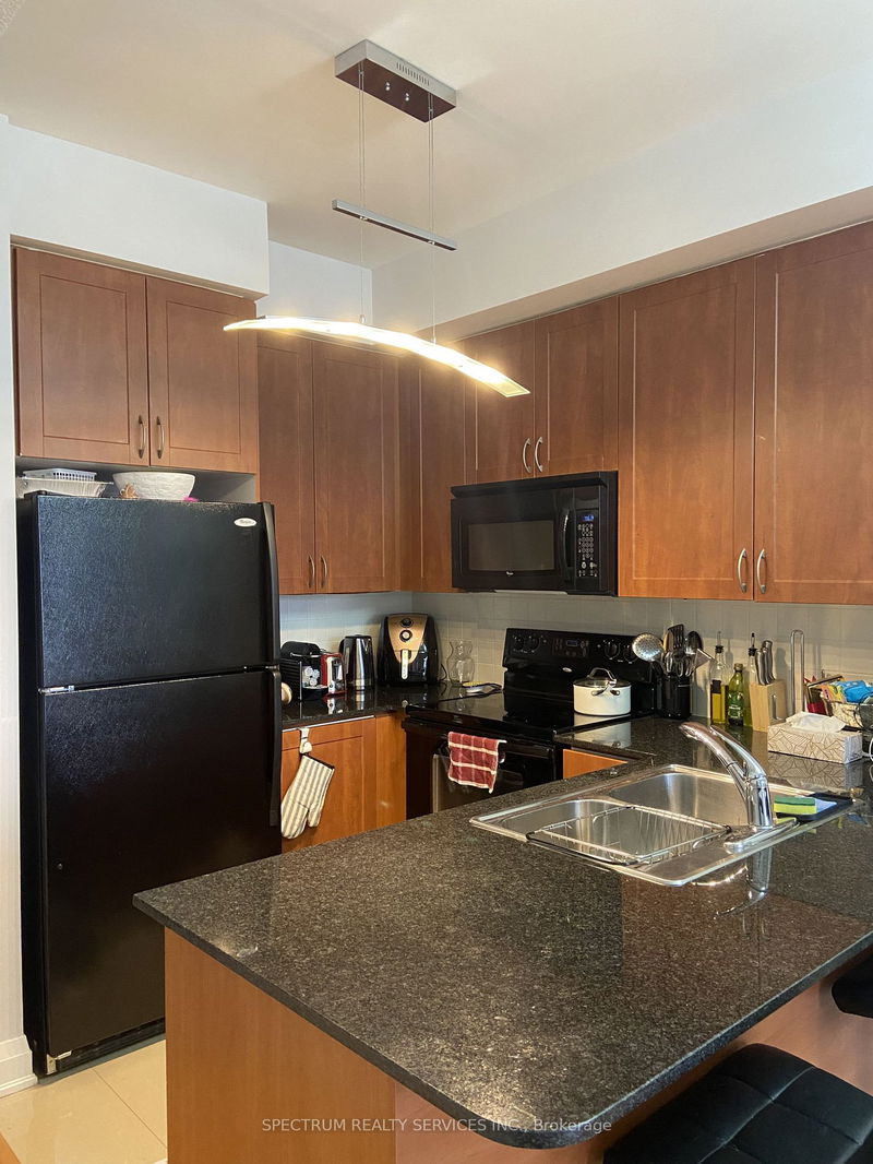 home for lease on 1207-20 North Park Road