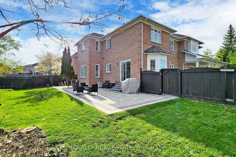 97 Song Bird Dr  Markham, L3S 3T8 | Image 37