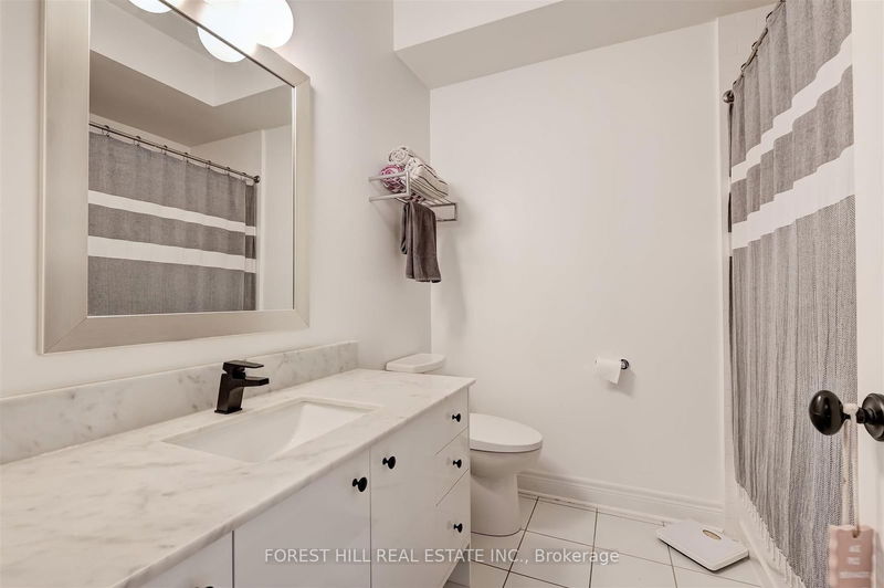 111 Powseland Cres  Vaughan, L4L 0C5 | Image 17