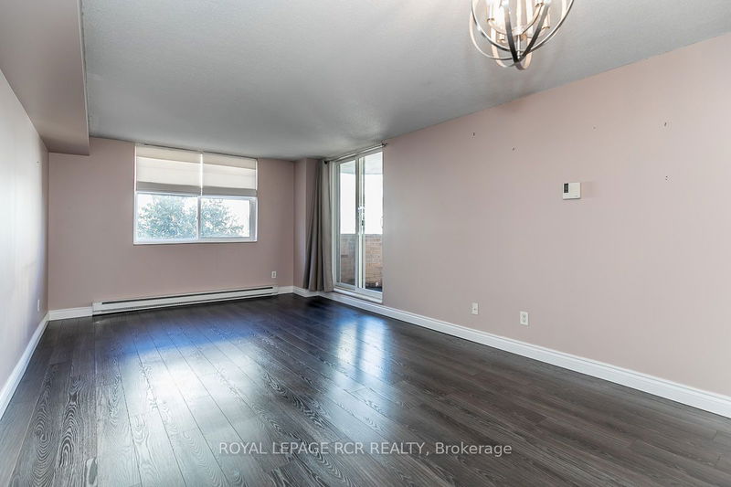  709 - 260 Davis Dr  Newmarket, L3Y 7C3 | Image 14