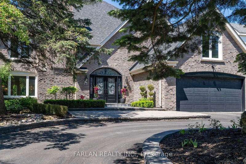 home for sale on 130 Cambridge Crescent
