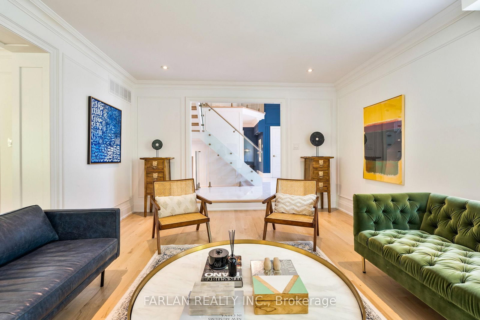 Listing Image 7