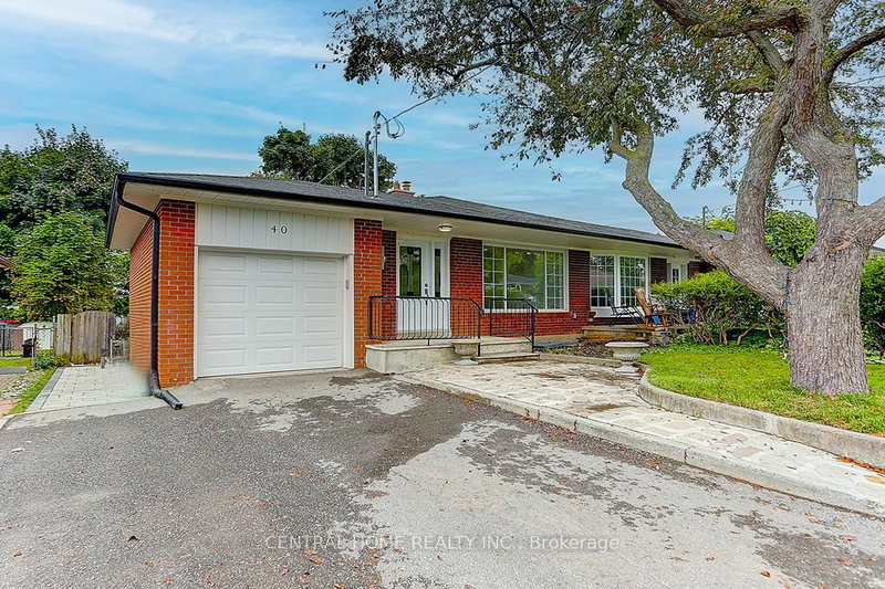 Main - 40 Sherwood Forest Dr, Markham, L3P 1P8 | Image 2