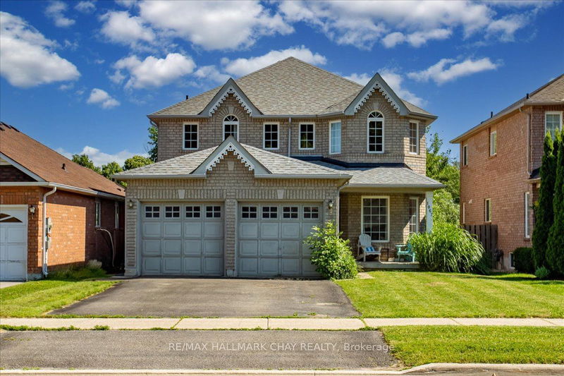 1067 Leslie Dr  Innisfil, L9S 2A7 | Image 1