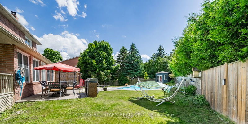 6 Milne Crt  Uxbridge, L9P 1T7 | Image 38