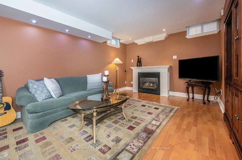 home for lease on Bsmt-180 Coronation Street