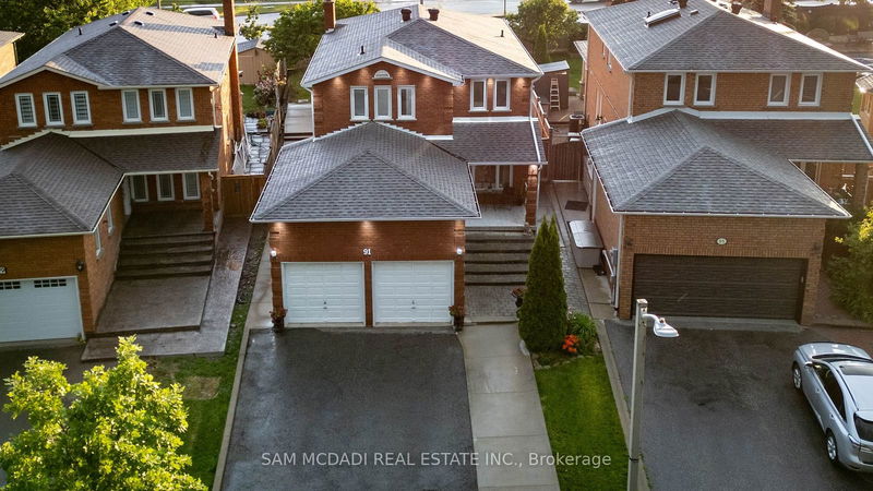 91 Cabinet Cres  Vaughan, L4L 6H7 | Image 1