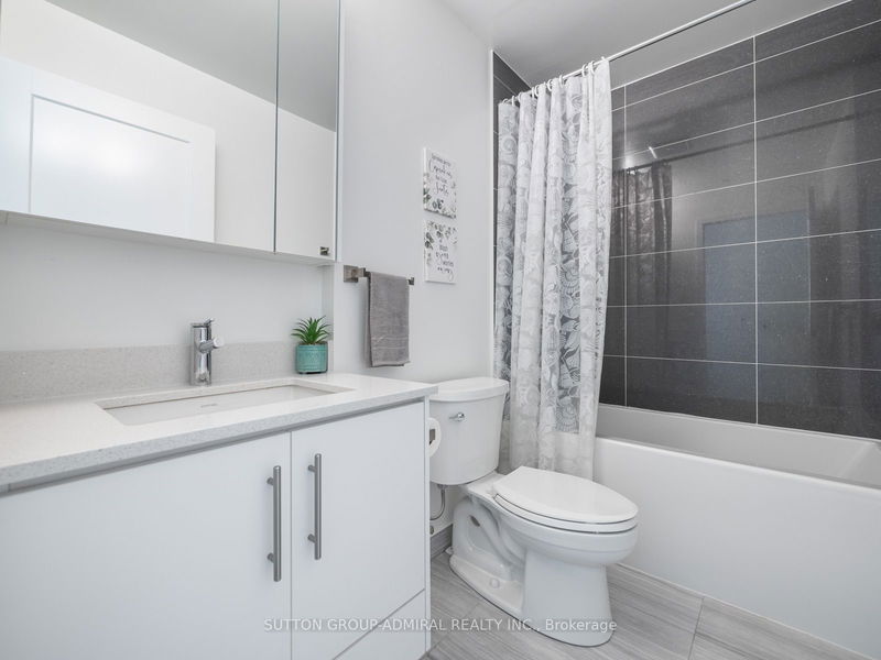  LPH09 - 95 Oneida Cres  Richmond Hill, L4B 0H5 | Image 26