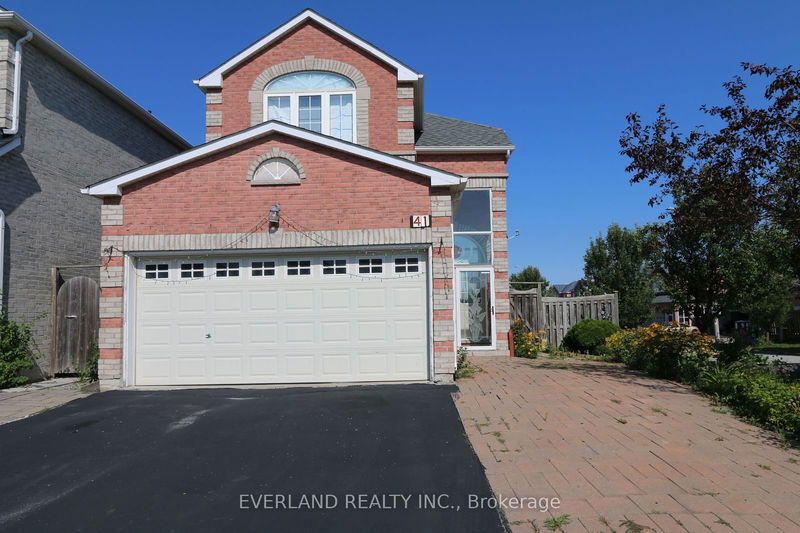 home for lease on 41 Cartmel Drive