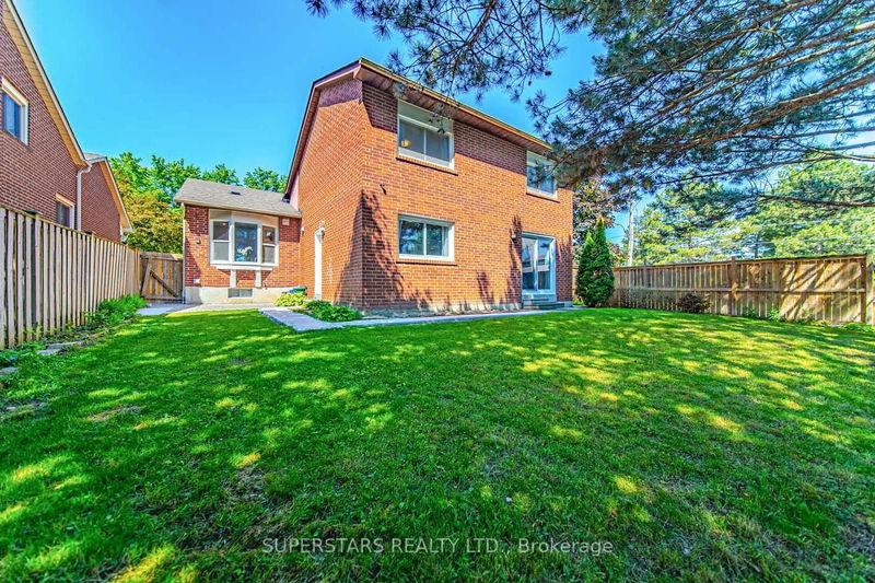 128 Kingston Rd  Newmarket, L3Y 5W7 | Image 36