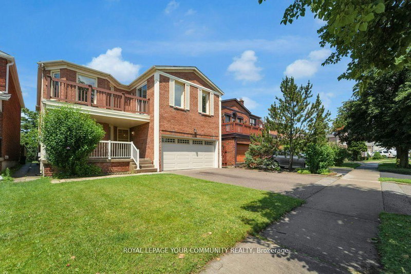 217 Badessa Circ, Vaughan, L4J 6C9 | Image 2