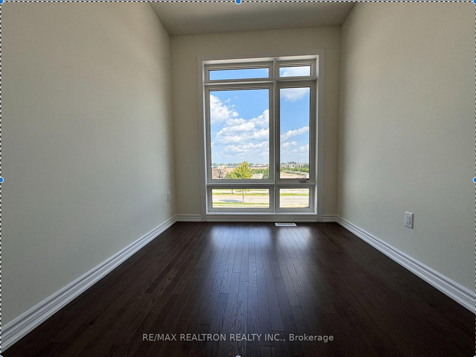 141 Blick Crescent - Photo 17