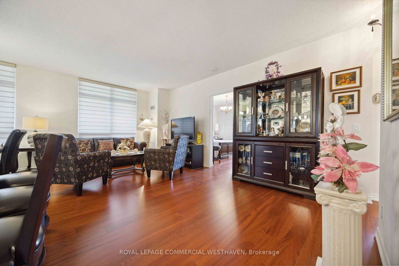  311 - 9245 Jane St  Vaughan, L6A 0J9 | Image 4