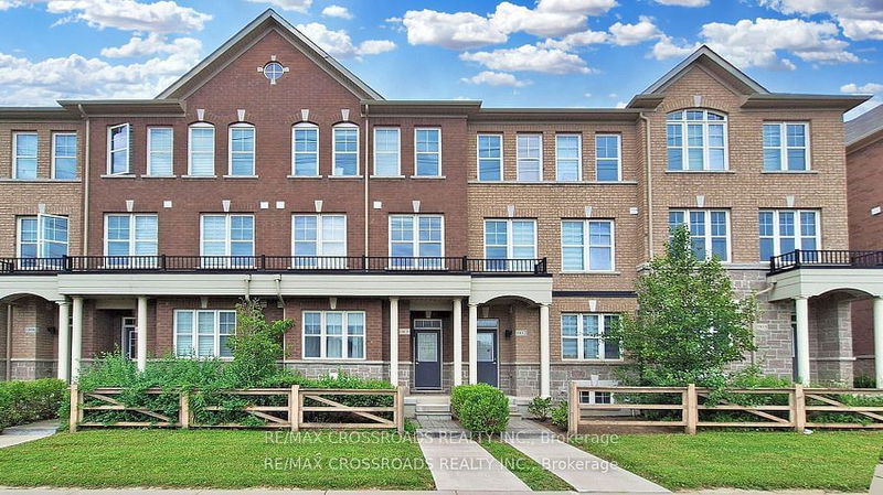 home for lease on 10610 Bathurst Street