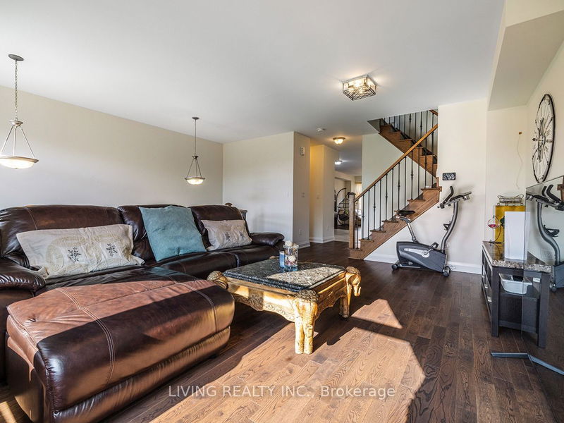 909 Isaac Phillips Way  Newmarket, L3X 2Y9 | Image 11