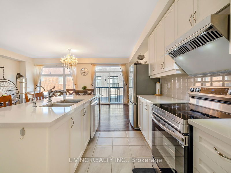 909 Isaac Phillips Way  Newmarket, L3X 2Y9 | Image 24