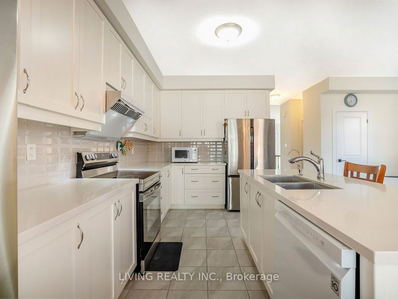 909 Isaac Phillips Way  Newmarket, L3X 2Y9 | Image 26