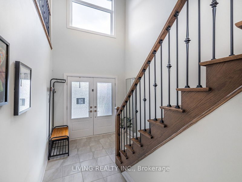 909 Isaac Phillips Way  Newmarket, L3X 2Y9 | Image 4