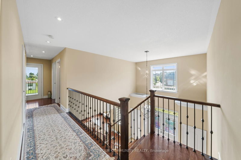 88 Mancini Cres  Richmond Hill, L4E 0N5 | Image 30