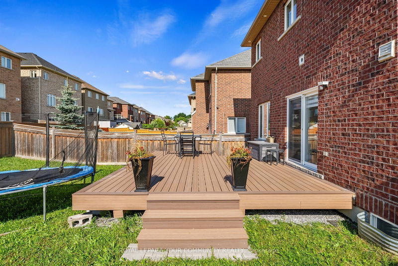 88 Mancini Cres  Richmond Hill, L4E 0N5 | Image 39