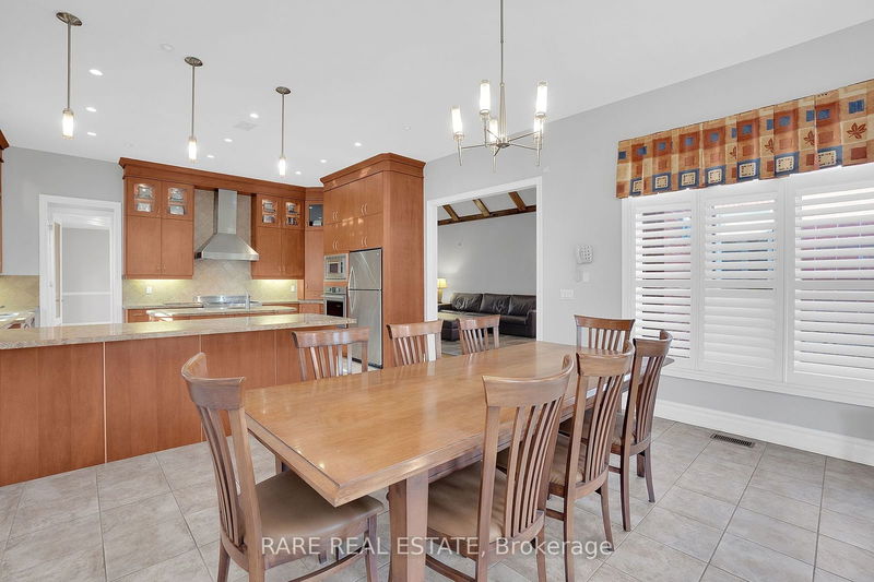 129 Duncan Rd  Richmond Hill, L4C 6J4 | Image 12