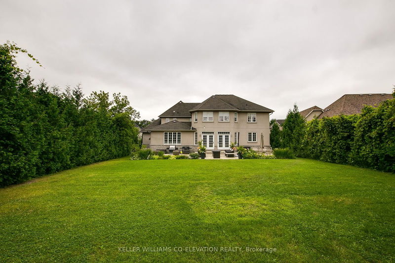 275 Athabasca Dr  Vaughan, L6A 3S1 | Image 34