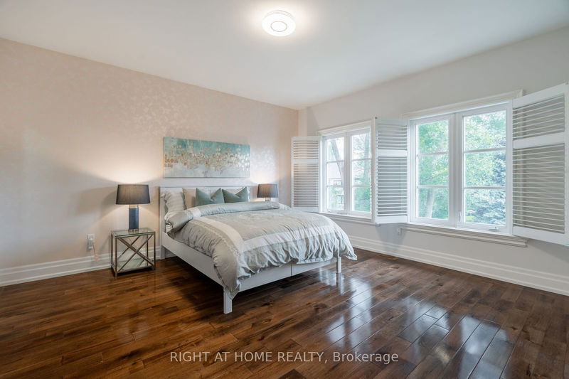 286 Fern Ave  Richmond Hill, L4C 6L4 | Image 17