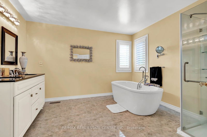 238 Bristol Rd  Newmarket, L3Y 7X6 | Image 19