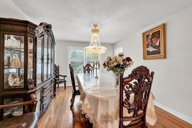 238 Bristol Rd  Newmarket, L3Y 7X6 | Image 7