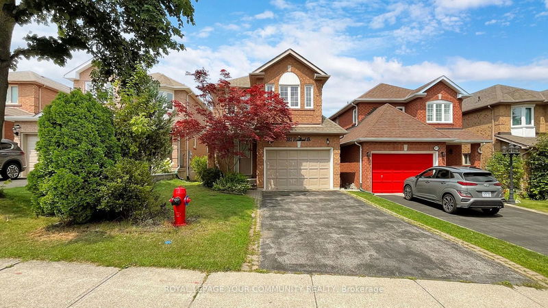 381 Rushbrook Dr  Newmarket, L3X 2B9 | Image 1