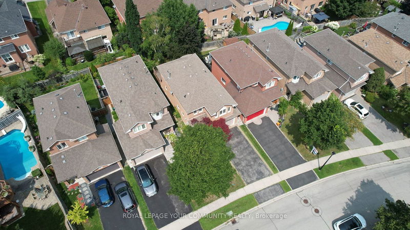 381 Rushbrook Dr  Newmarket, L3X 2B9 | Image 38