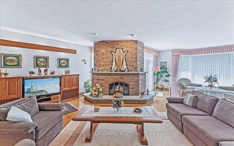 3 Quail Run Blvd  Vaughan, L6A 1E9 | Image 5