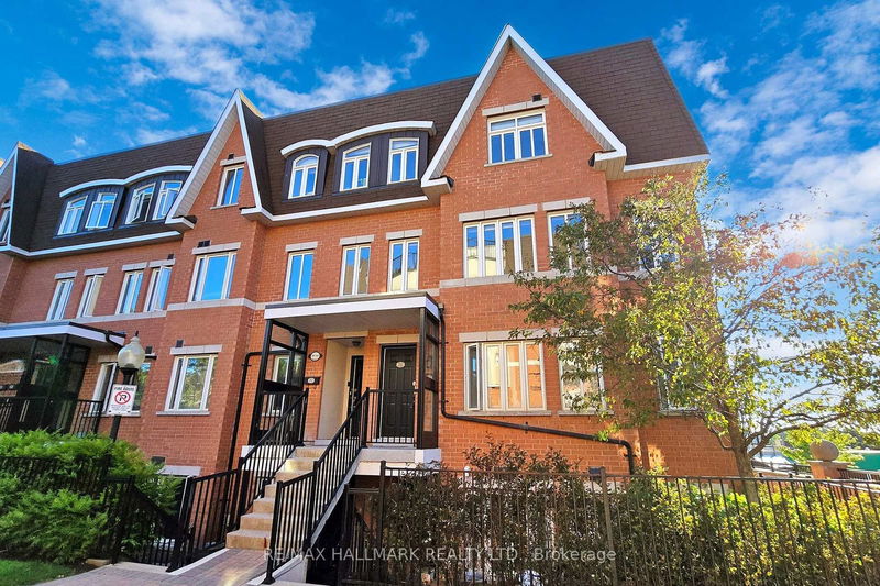 home for sale on 212-308 John Street