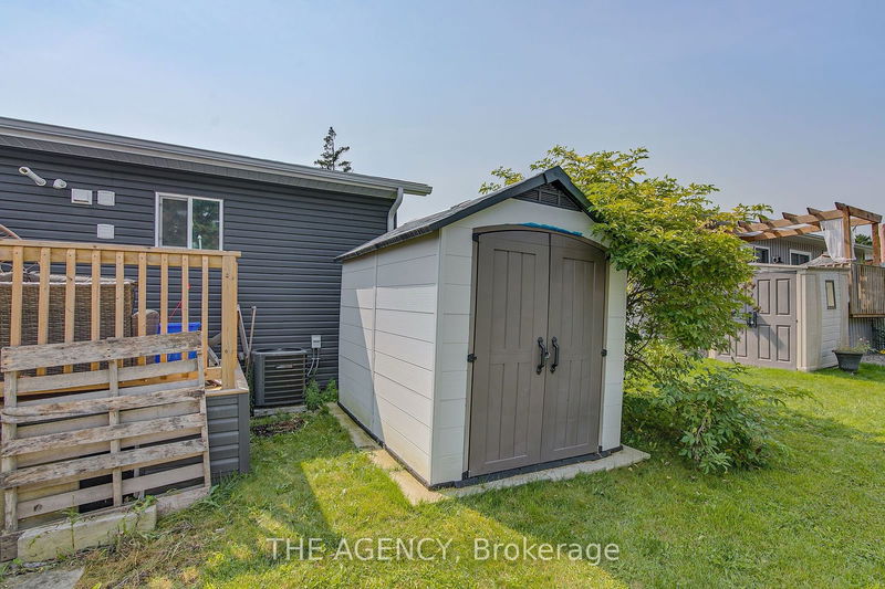 16 Sunset Dr  Innisfil, L9S 1M2 | Image 39