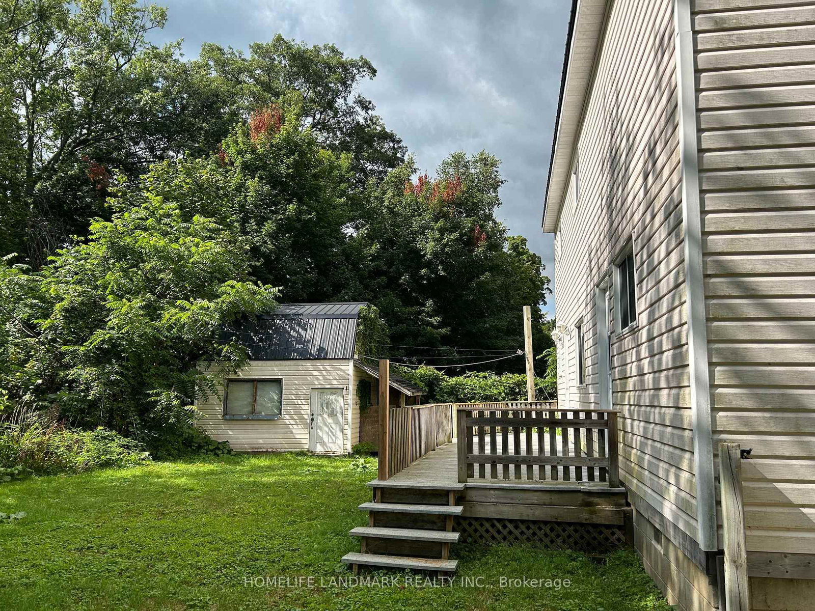 Listing Image 3