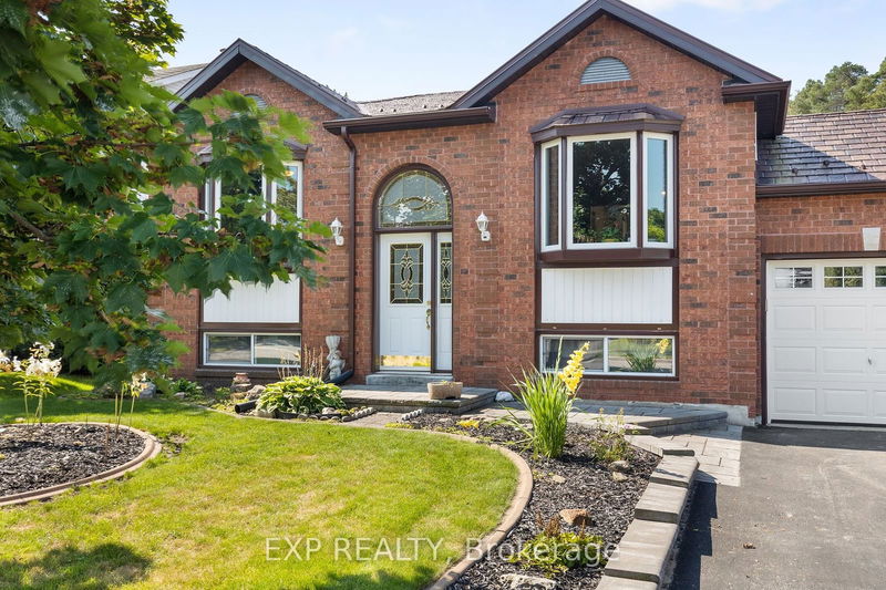 26 Edenbridge Dr  Essa, L3W 0K7 | Image 2