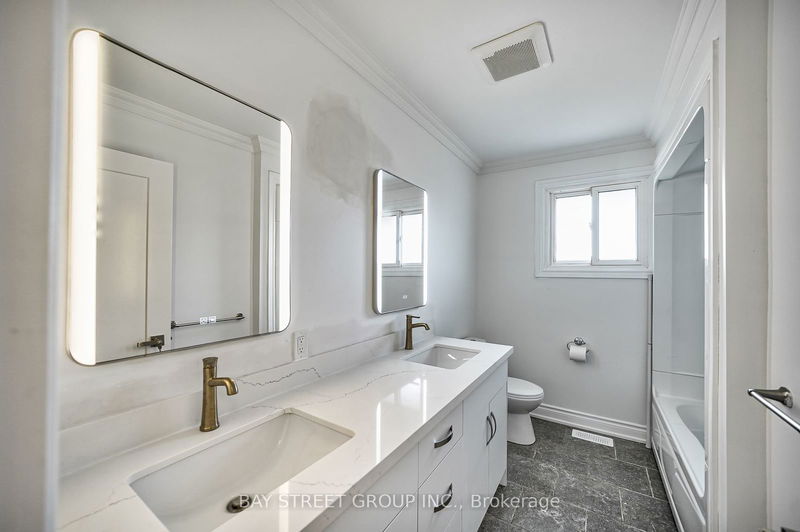 22478 Leslie St  East Gwillimbury, L0G 1R0 | Image 37