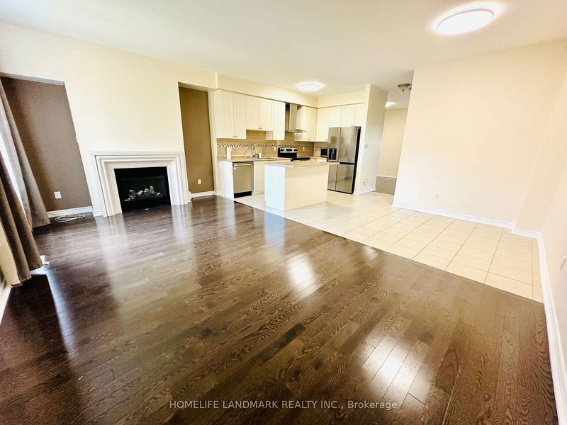 home for lease on 10355 Woodbine Avenue