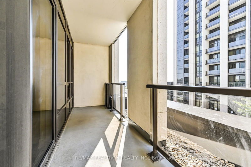  304 - 9085 Jane St  Vaughan, L4K 0L8 | Image 22