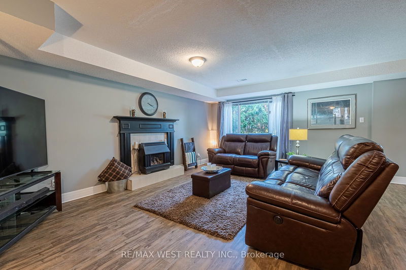 125 Riverview Rd  New Tecumseth, L9R 1S5 | Image 2