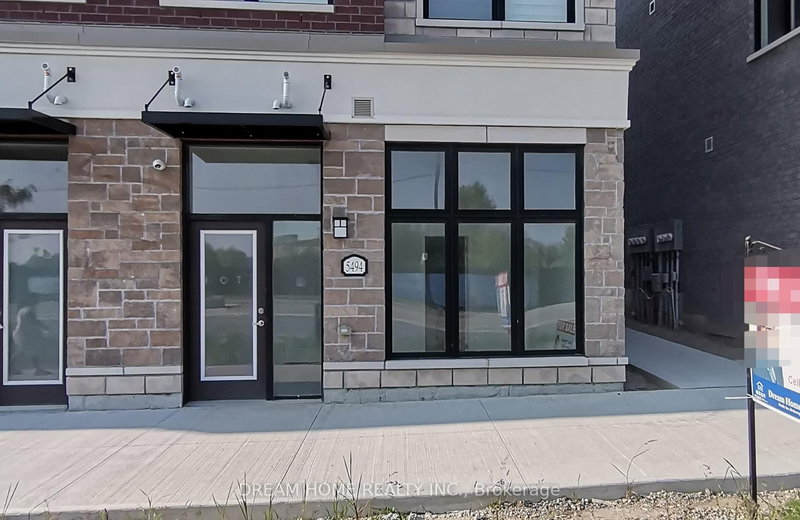 5494 Main St, Whitchurch-Stouffville, L4A 4W8 | Image 2