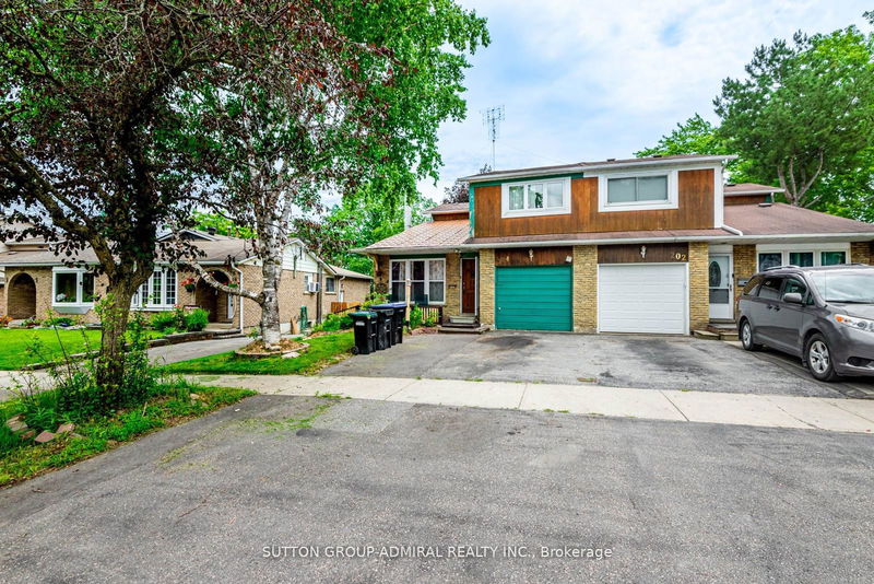 204 Britannia Ave  Bradford West Gwillimbury, L3Z 1A5 | Image 1