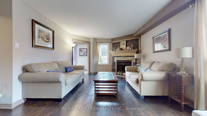 84 Viewmark Dr  Richmond Hill, L4S 1E3 | Image 10