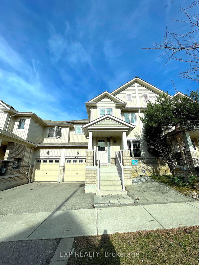 11 Winisk Street