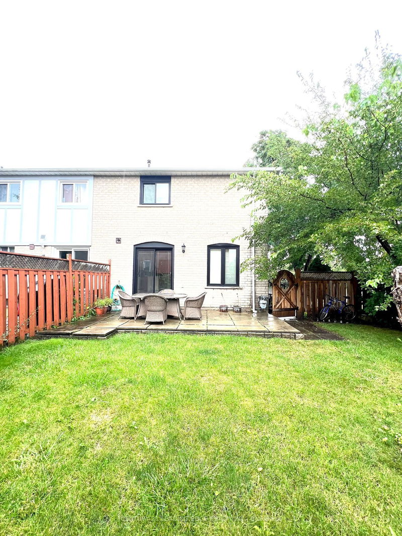 62 Islay Cres  Vaughan, L6A 2C1 | Image 14