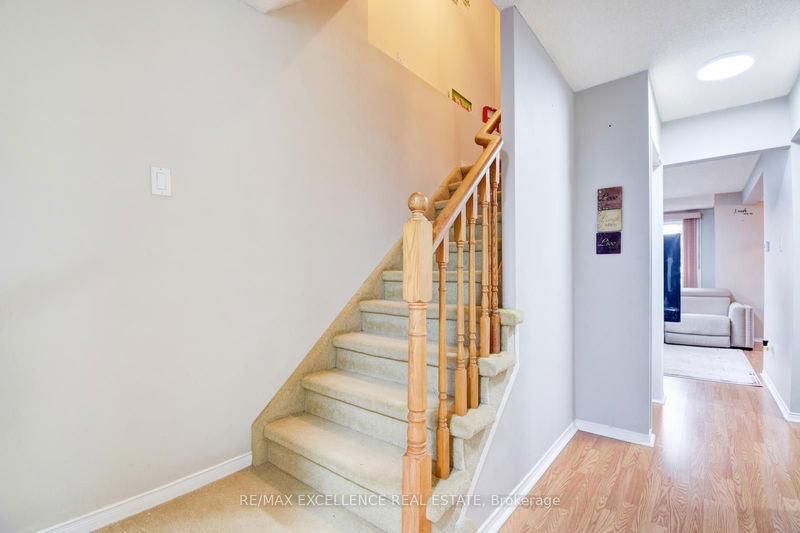 28 McKnight Cres  New Tecumseth, L0G 1W0 | Image 7