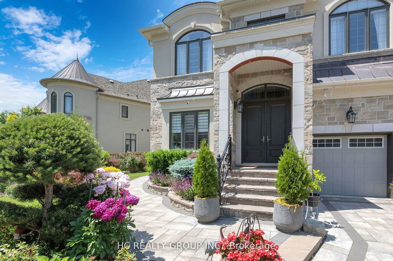 16 Sofia Olivia Cres  Vaughan, L6A 4T2 | Image 2